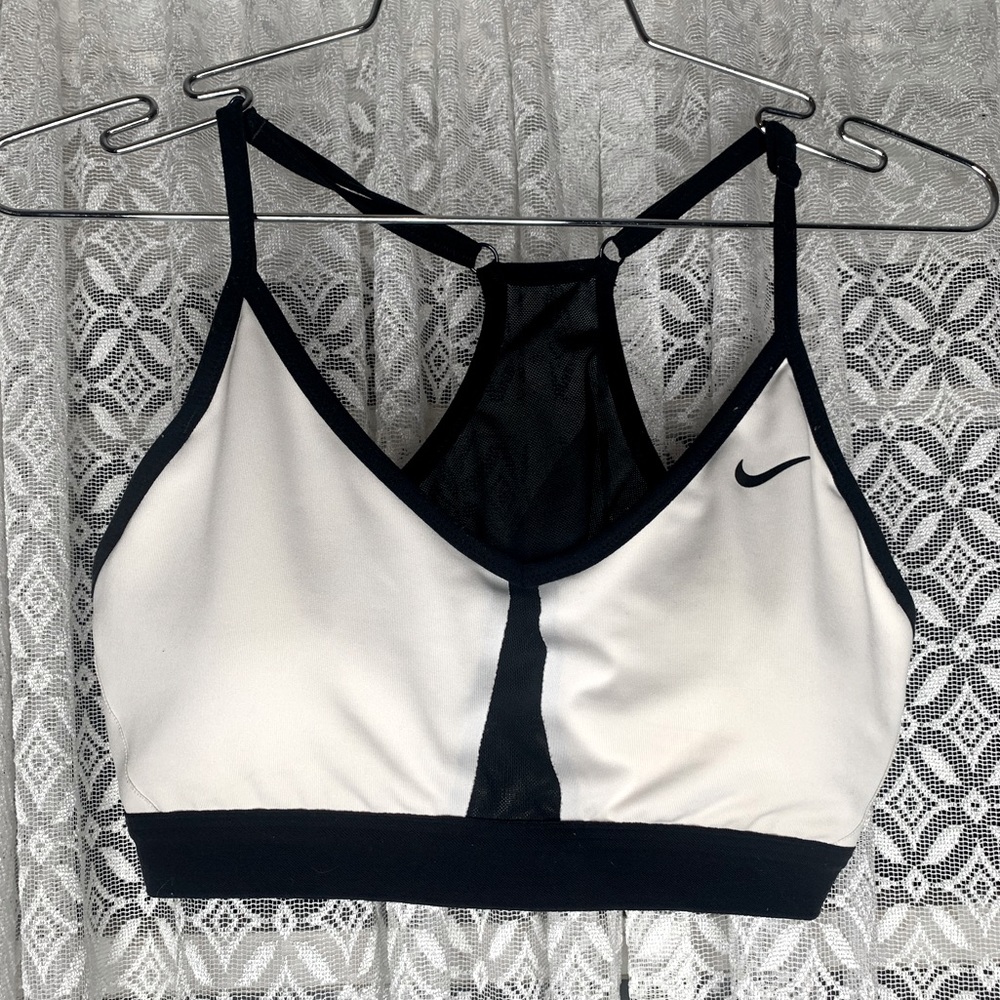 Nike Dri-Fit Sports Bra/White
